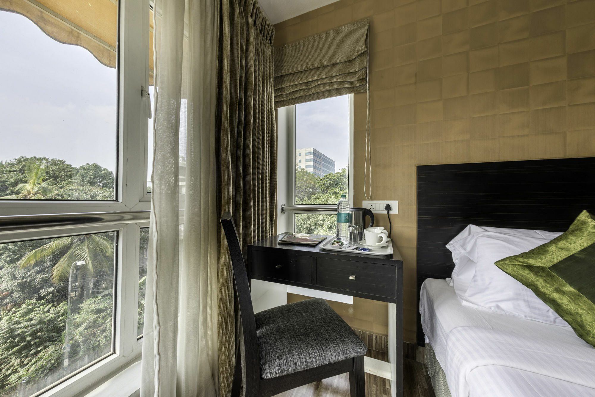 Hotel Treebo Trend J'S Five Two Boutique Čennai Exteriér fotografie
